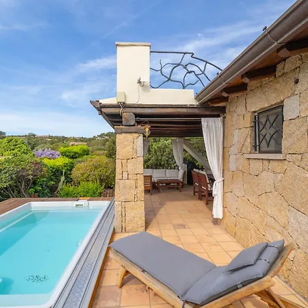 Villa Le Giuggiole Di Punta Molara San Teodoro (Sardinia)